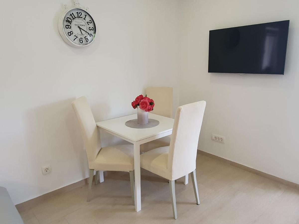 Apartmani Melanie Пореч Экстерьер фото
