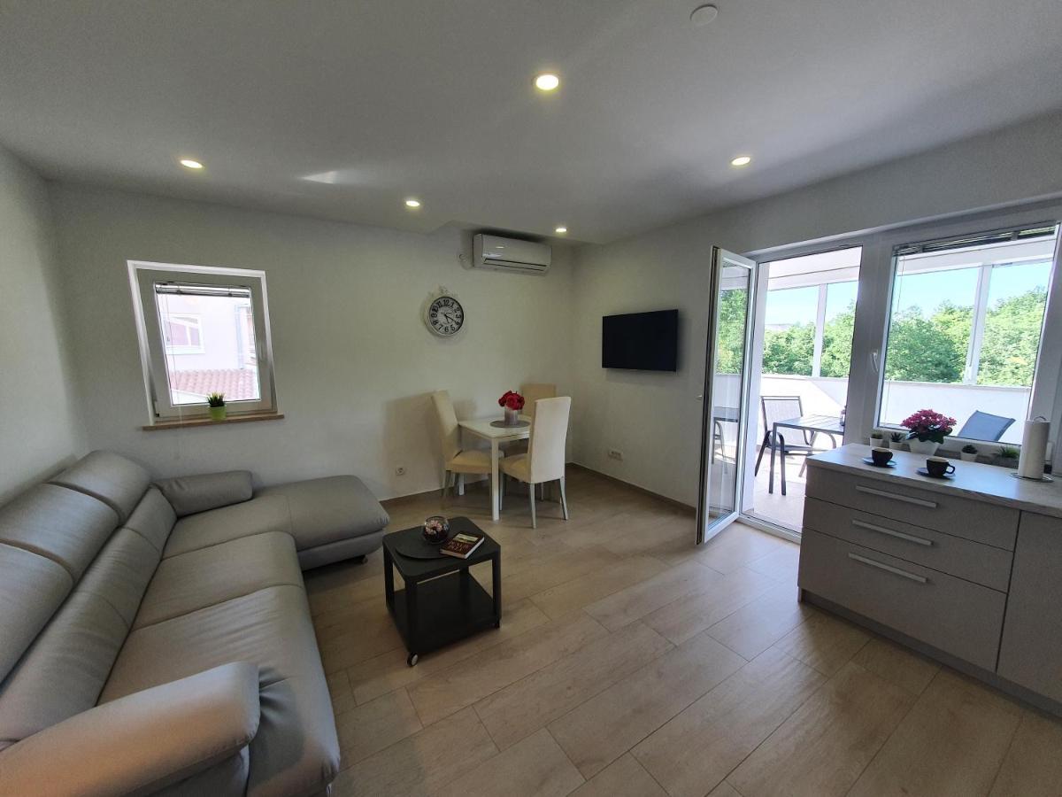 Apartmani Melanie Пореч Экстерьер фото