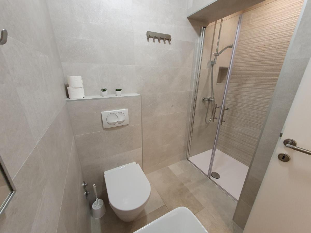 Apartmani Melanie Пореч Экстерьер фото
