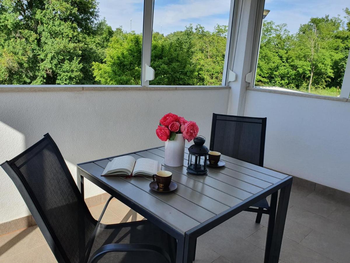 Apartmani Melanie Пореч Экстерьер фото