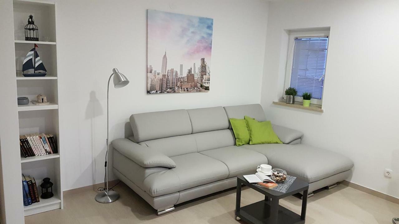 Apartmani Melanie Пореч Экстерьер фото